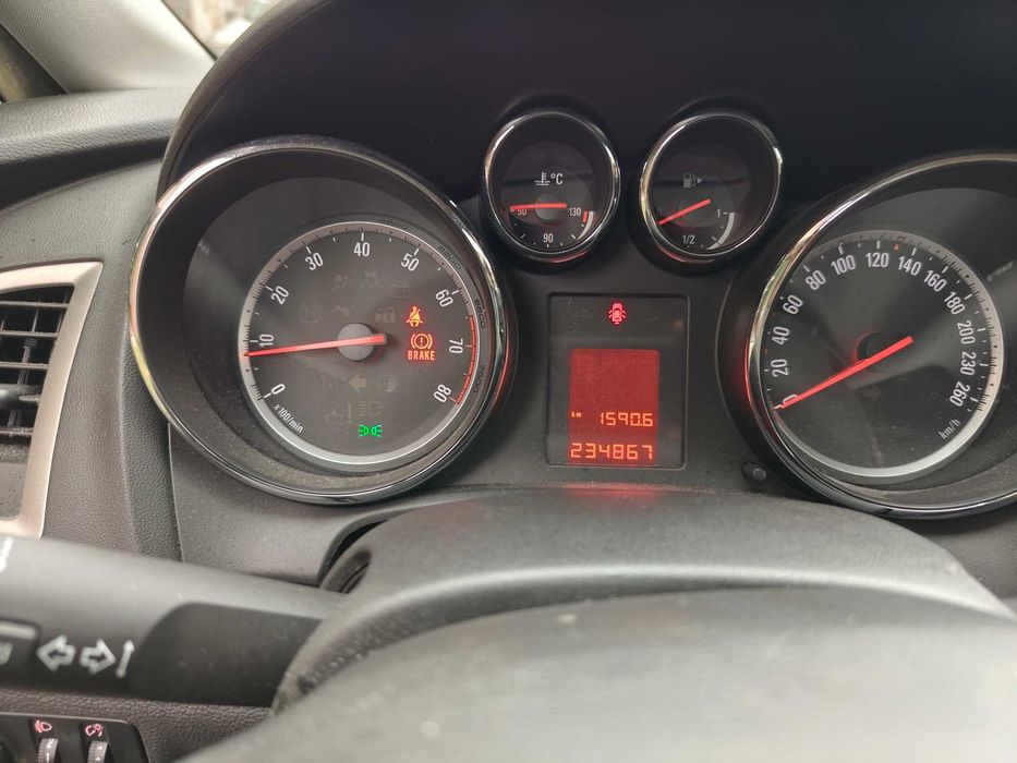 Opel Astra J Sports Tourer 1.4 2011