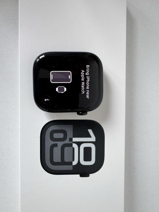 Apple watch series 10 jet black aluminium