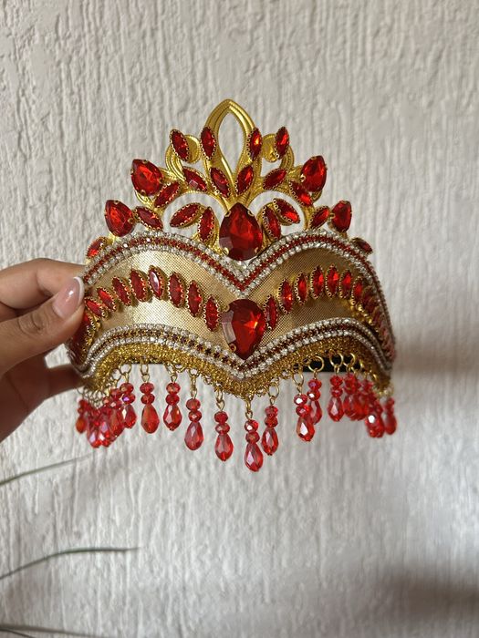 Продается карона ручная работа