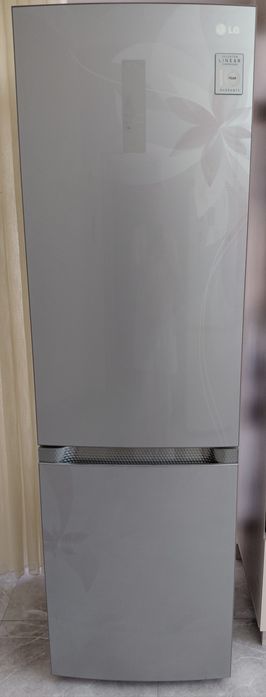 Холодильник LG требуется ремонт ,