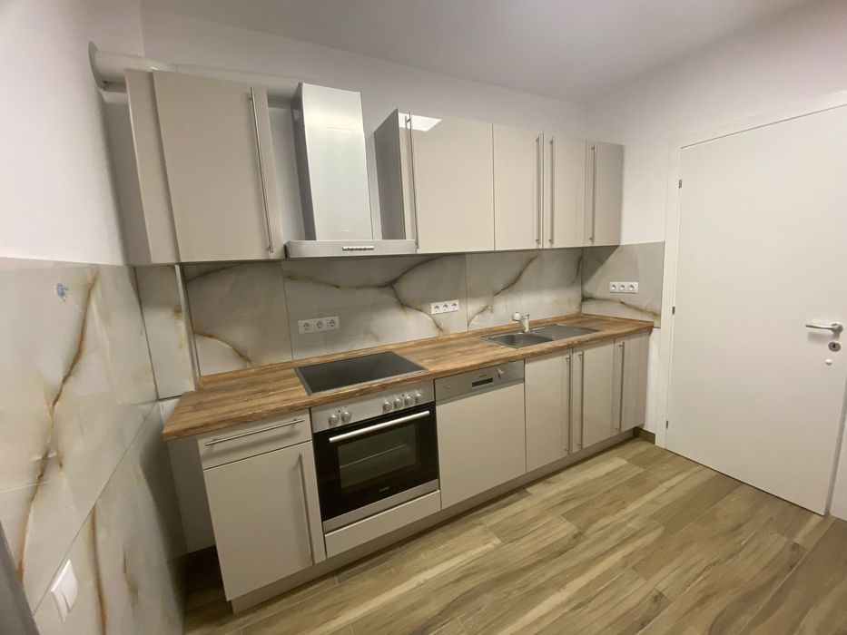 Inchiriez apartament 2 camere. Zona  Kogalniceanu Sibiu.