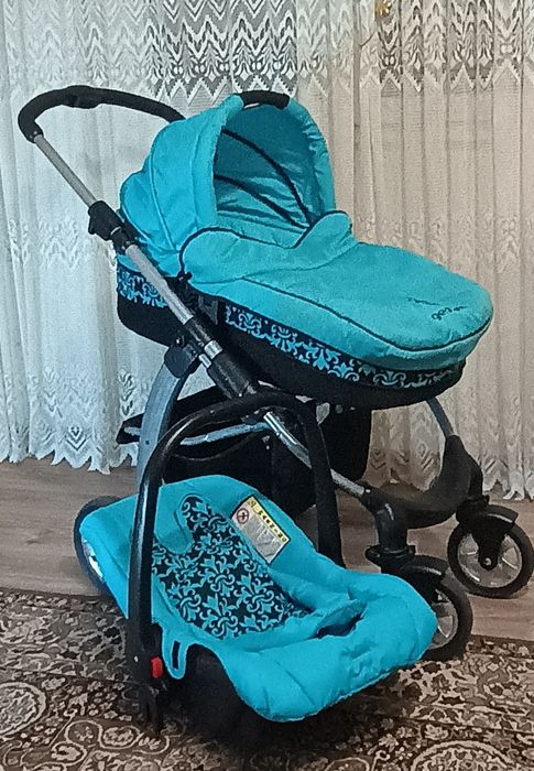 Детска количка Чиполино три в едно