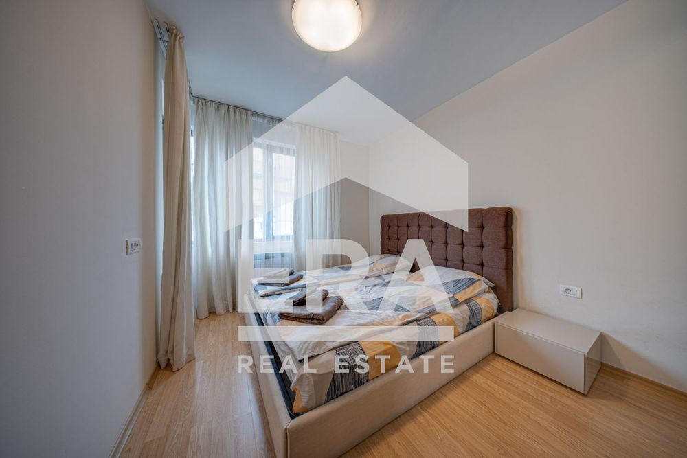 Дава се под наем Четиристаен апартамент в София, Лозенец - 158 кв.м за 2500 € - Снимка #7