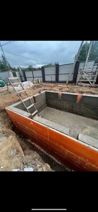 Сироительство и обслуживание бассейнов