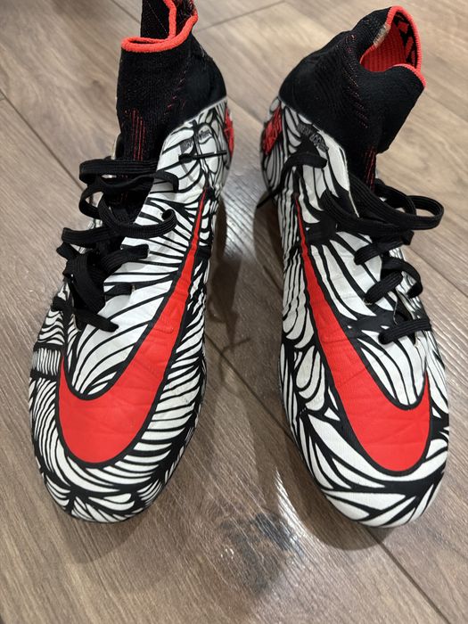 Nike hypervenom 2 neymar