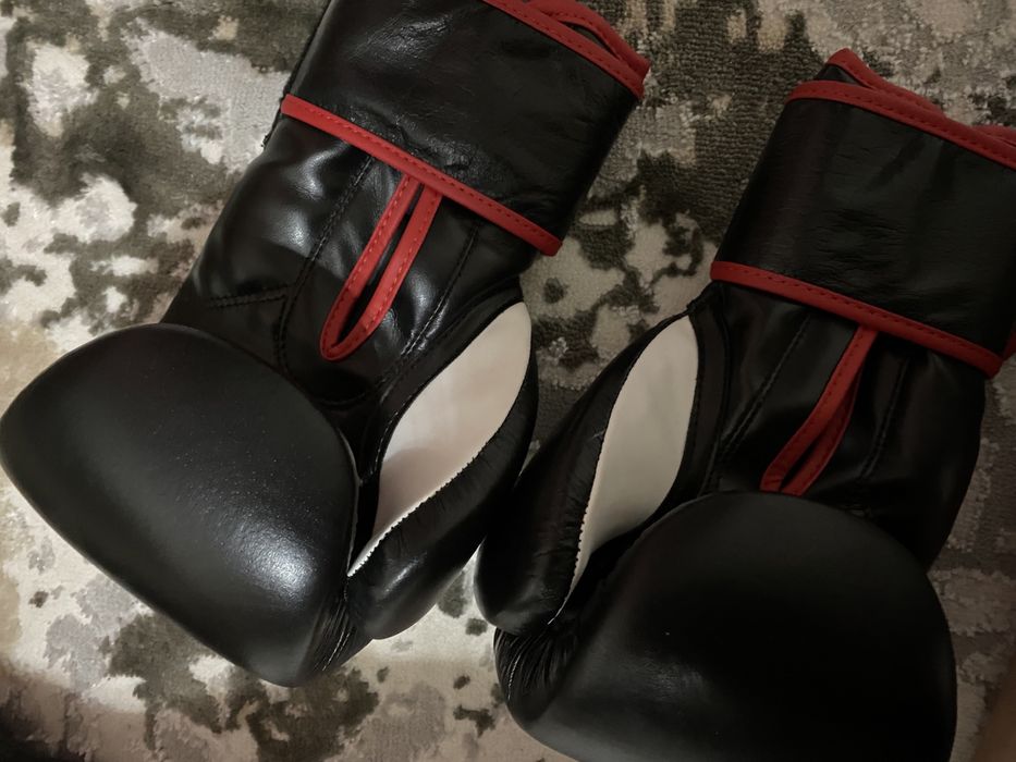 перчатки для бокса