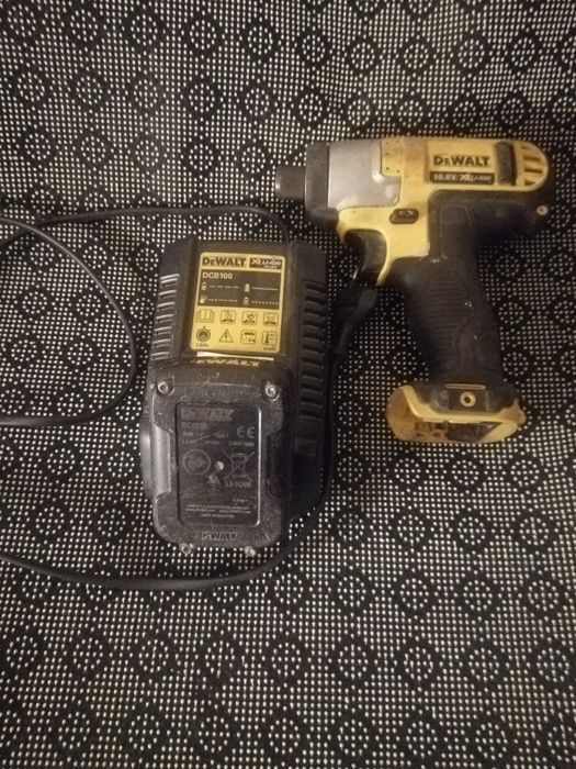 Impact dewalt mic 10.8v defect