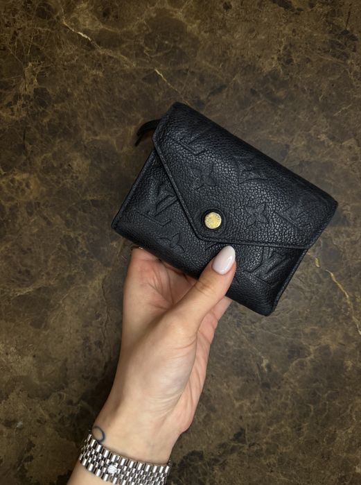 Louis Vuitton ZOÉ дамско портмоне