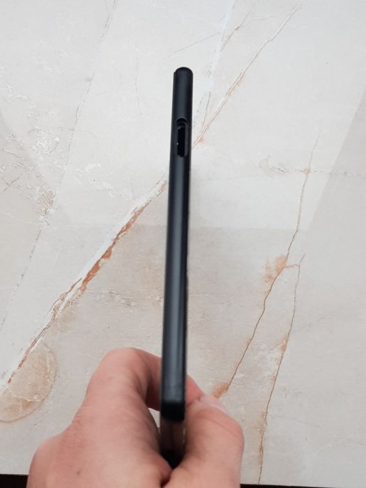 Sony Xperia 10 II Capac baterie si rama cu display spart