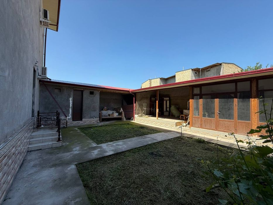 Напротив Минерва Сити вдоль дороги Евро Дом 5,64 соток 353 м² 12 комна