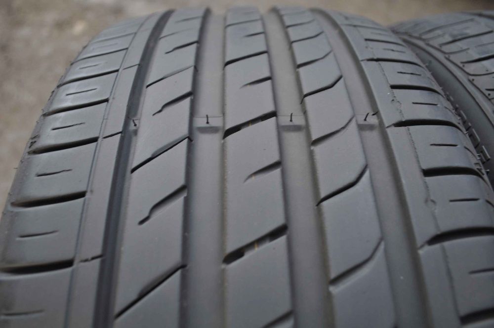 SET 2 Anvelope Vara 225/35 R20 NEXEN N FERA SU1 90Y