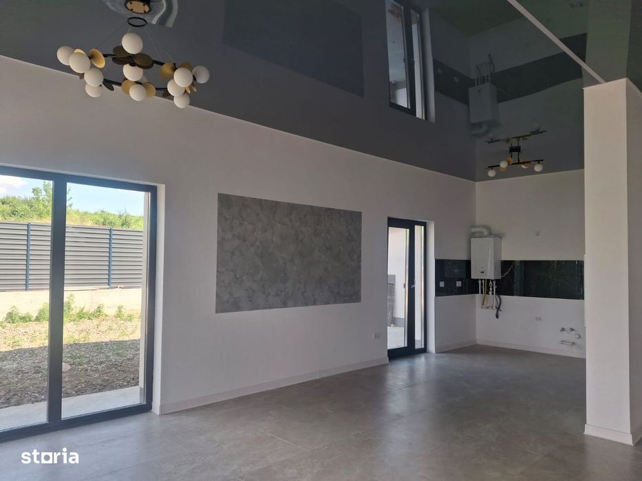 Rest de plata/schimburi Casa nouă cu 5 camere, curte și acces asfaltat