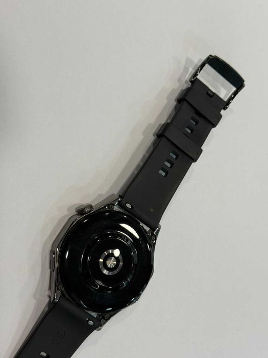 Смарт часовник Huawei GT4