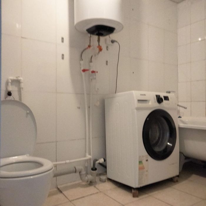 Продам квартиру на 8мик.2этаж из 5