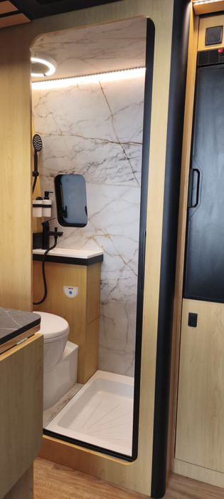 Autorulota/Campervan Mercedes Sprinter L2H2