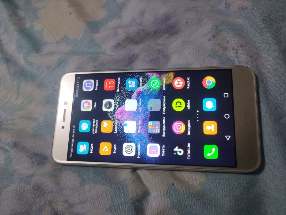 Продам Huawei P 8 lite