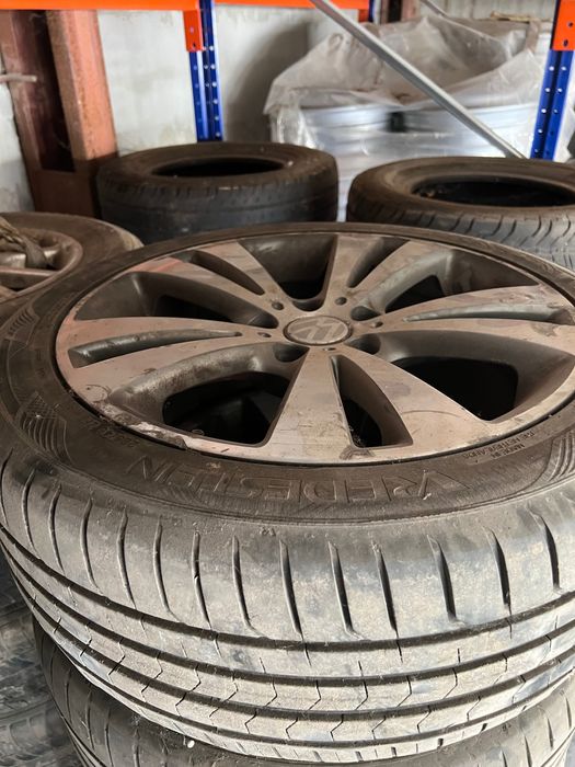 „VW“ Джанти с Гуми 225/45 ZR 17