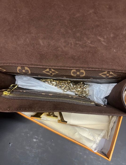 луксозна дамска чанта