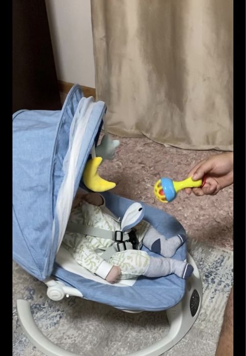 Продам детский шезлонг