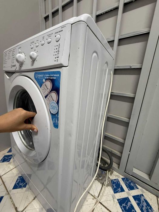Indesit автомат стиральная машина