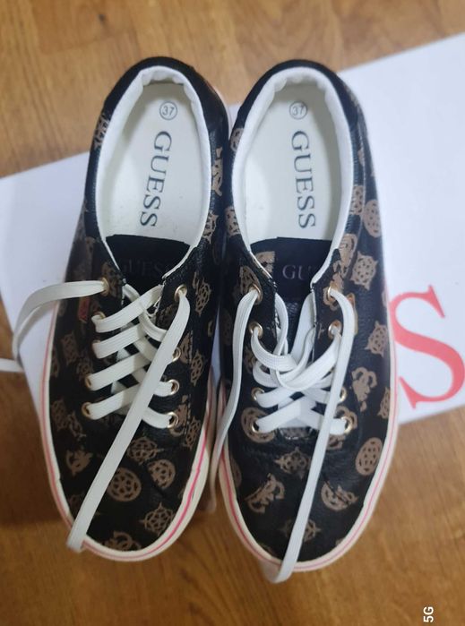 Sneakers Guess, mar 37, st impecabila