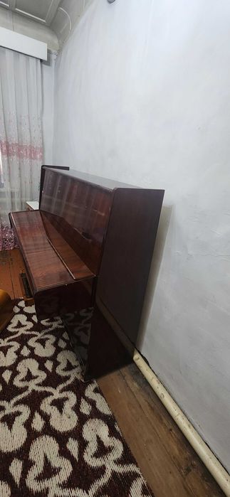 Пианино Ласточка