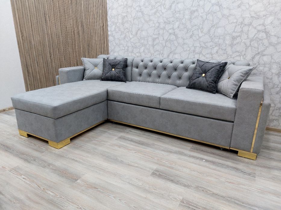 Мебель гостиний  уголок размер 2.70 × 1.60 см