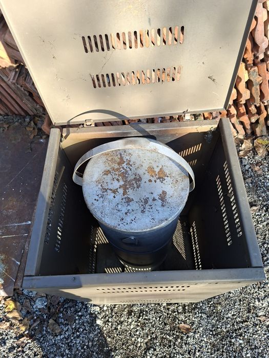 Печка за дърва,въглища и пелети.