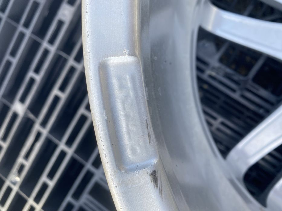 17 цола 5 х 108 мм Форд , Волво , Ford , Volvo