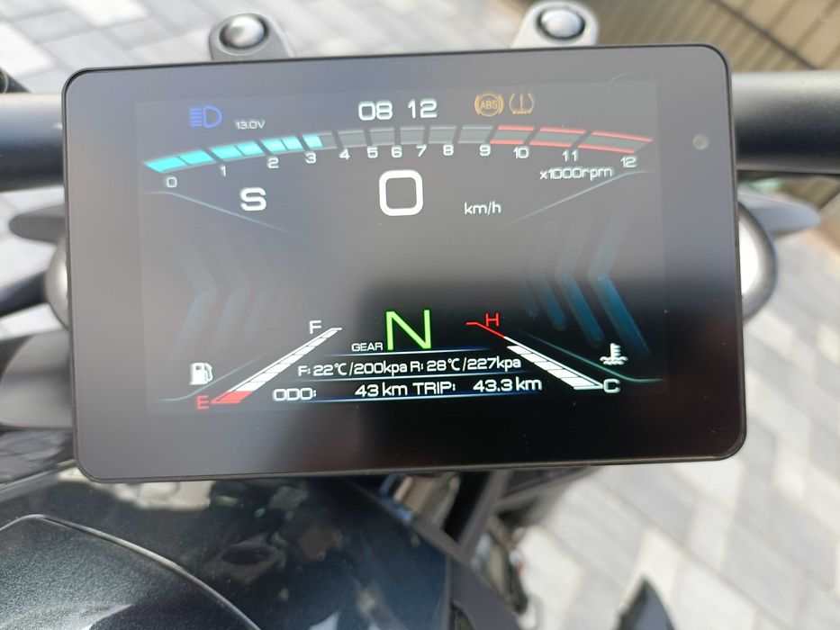 Motocicleta Zontes Daytona 350V ( A/A2)