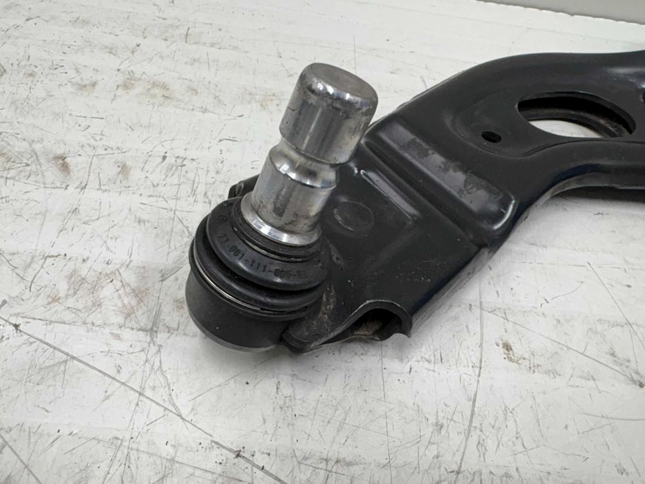 Преден Ляв Носач с Тампон за БМВ Ф48 Ф39 Ф40 Ф45 BMW F48 F39 F40 F45