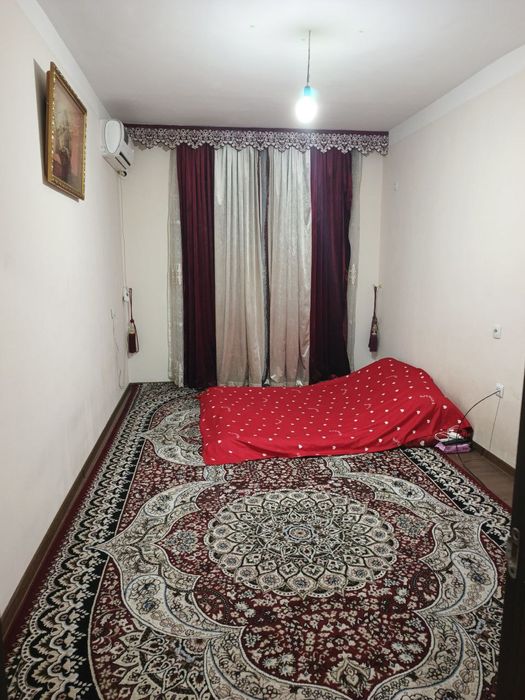 Уй сотилади срочна.