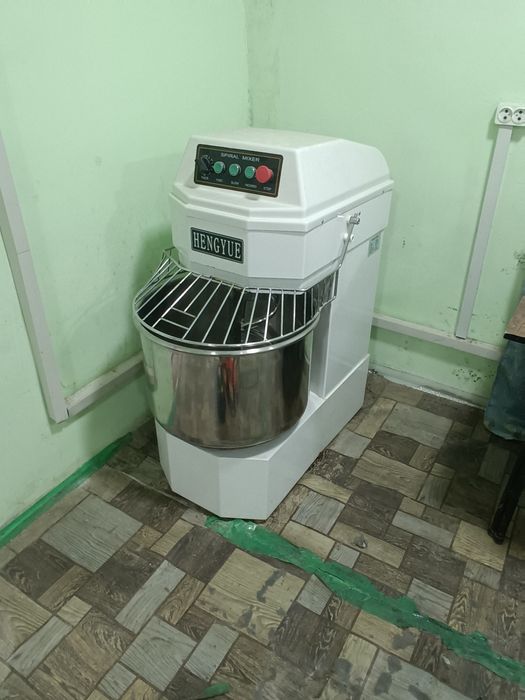 Kanditer mahsulotlari sotiladi