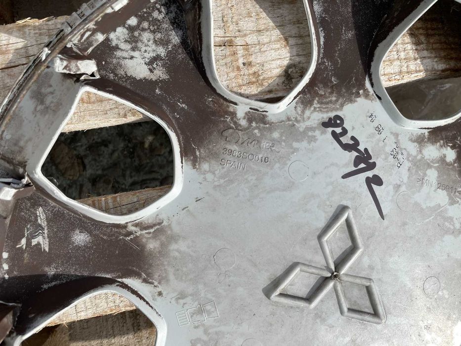 15 цола Тасове Mitsubishi Colt Митсубиши 3983so010 Оригинал