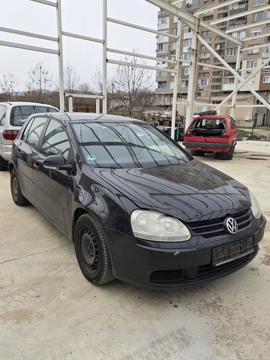 VW Golf 5 1.9 TDI (НА ЧАСТИ)