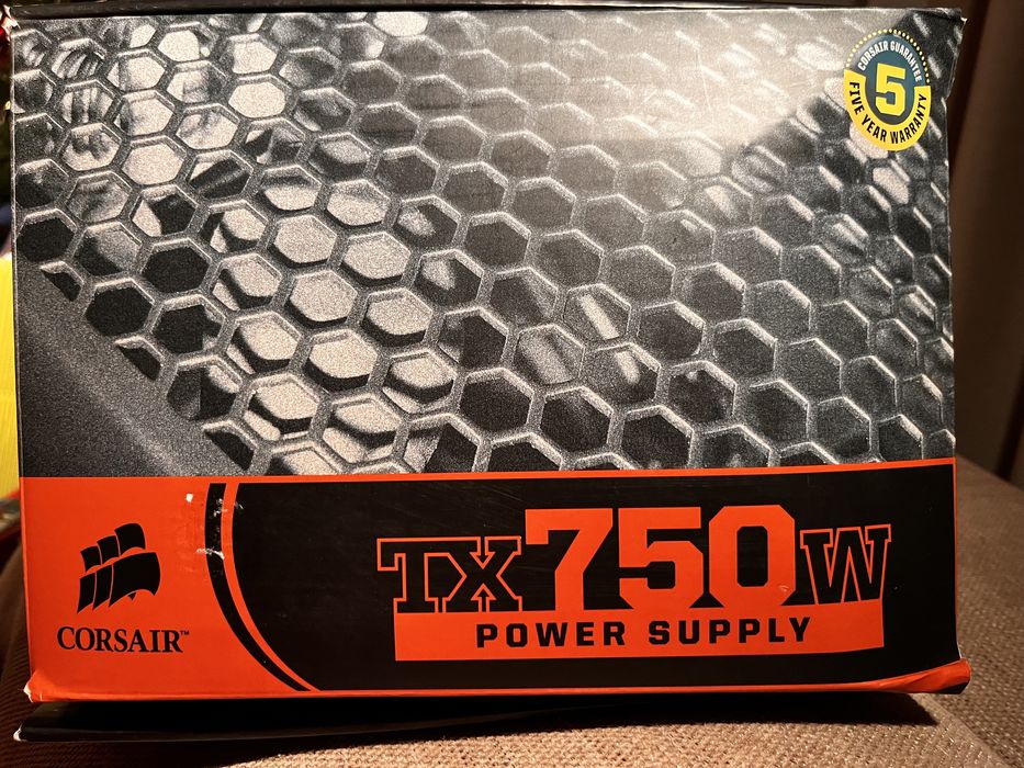Sursa alimentare Corsair TX 750 W