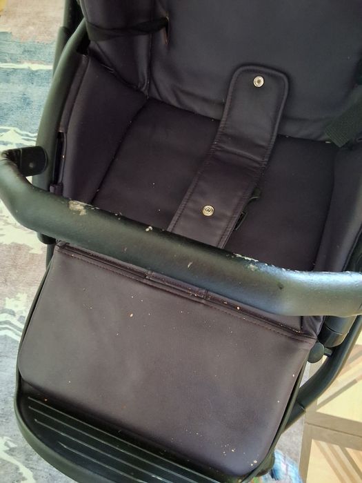 Коляска  3 в1 есть дефекты