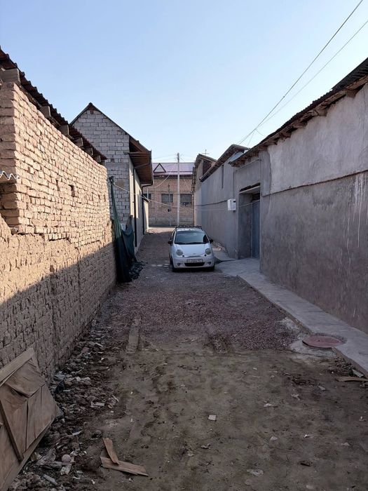 Toshkent tumanida srochna, qurilish uchun tortburchak yer sotiladi