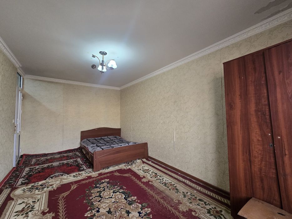 Zudlik bilan frunze massifda 1 xonali kvartira ijaraga beriladi