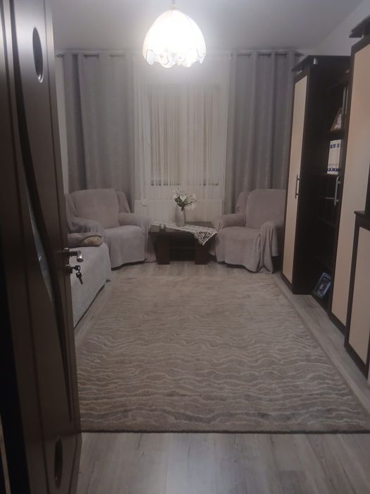 De vânzare casa sat Bodo