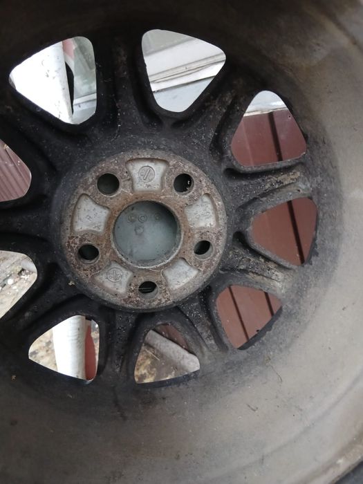 Шины на дисках .. 55К отдам