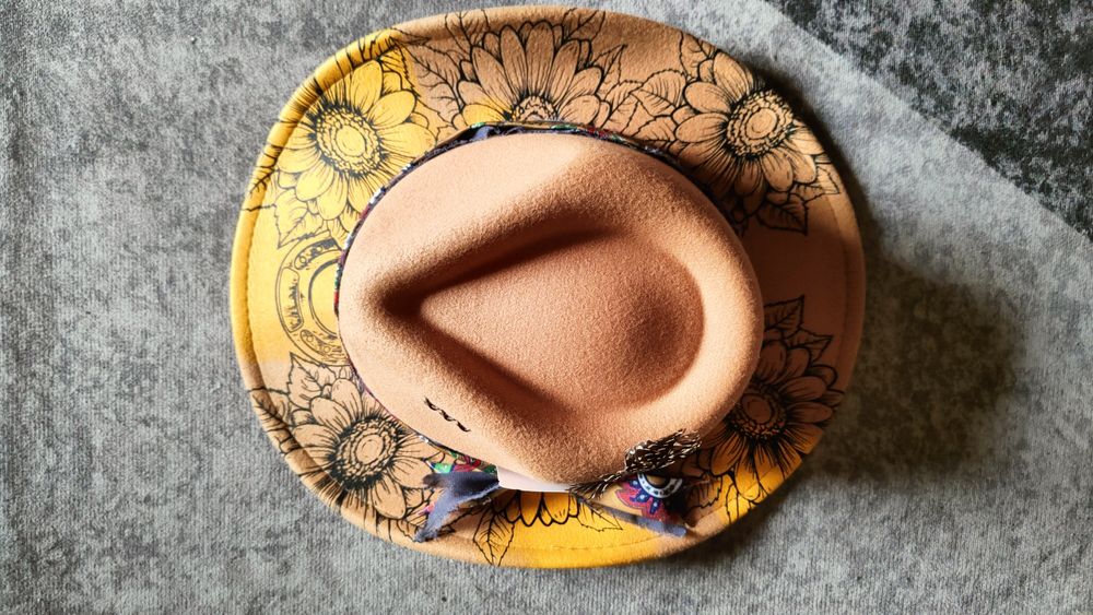 Шляпа ковбойская с дизайном