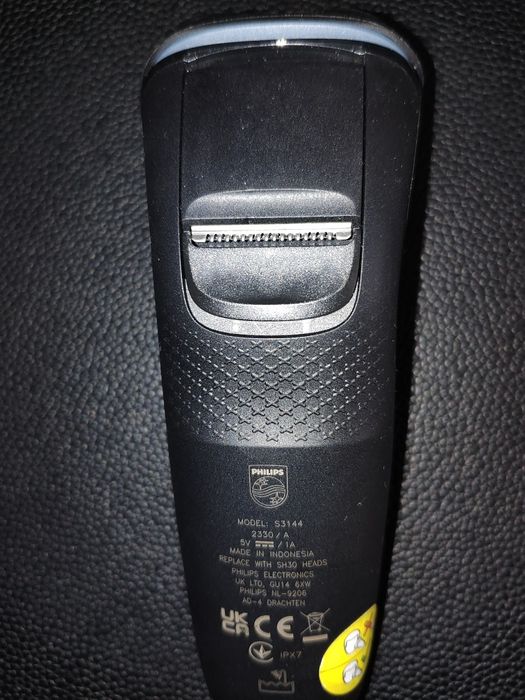 Aparat de ras Philips