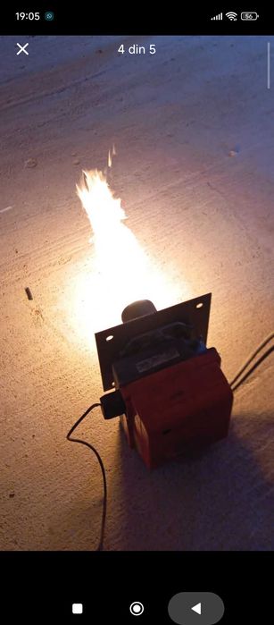 Vând Injector centrala pe motorină