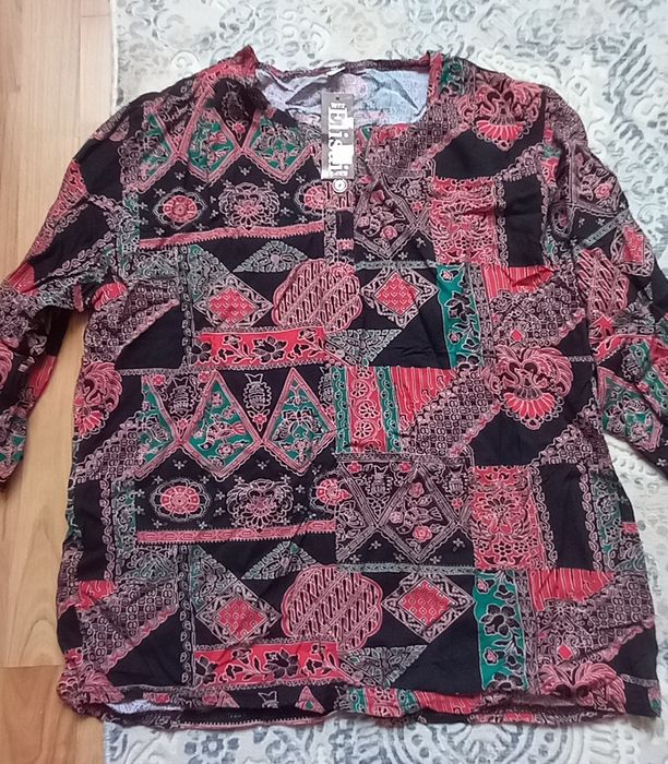 Bluza damă  nouă