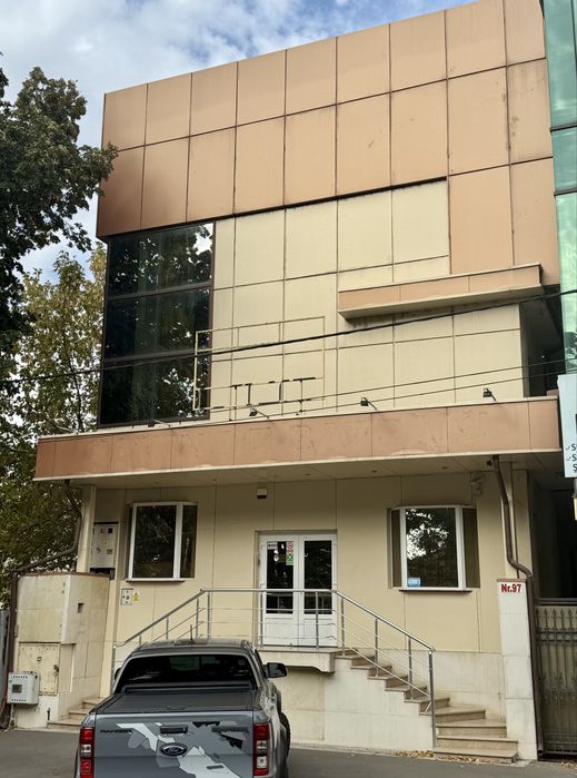 Vand hotel + restaurant Bld. Independentei !Posibilitate rate notar !