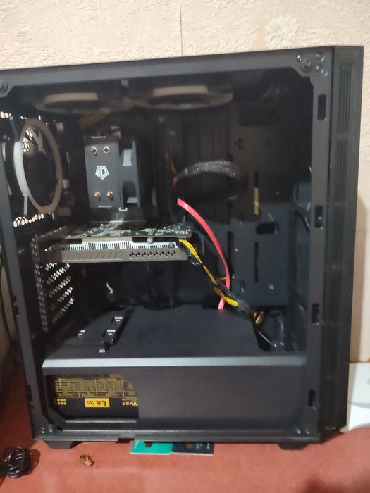 Igravoy kompiyuter sotiladi obmen ham bor