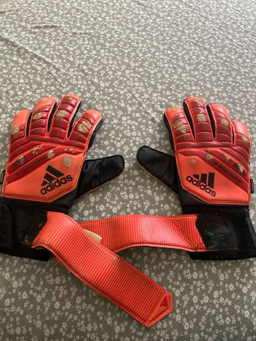 Manusi fotbal adidas