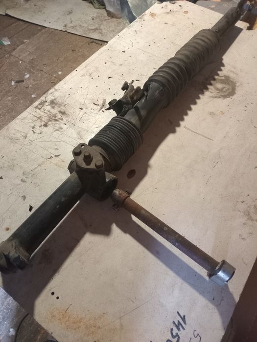 Рулевая рейка механическая Ауди100с3