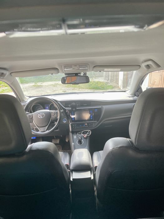 Toyota Auris Touring Hybrid 1.8 , 2017